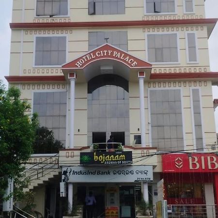 Hotel City Palace Brahmapur Exteriör bild