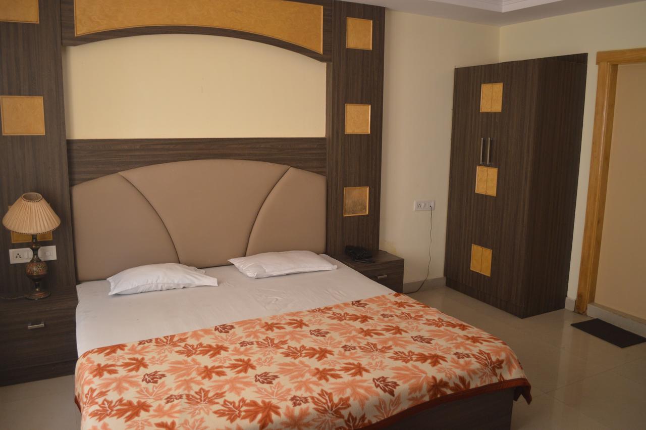 Hotel City Palace Brahmapur Rum bild
