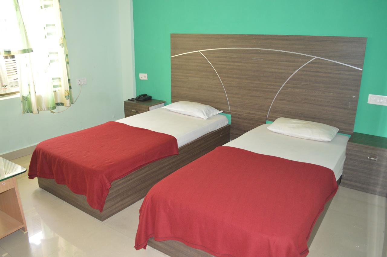Hotel City Palace Brahmapur Rum bild